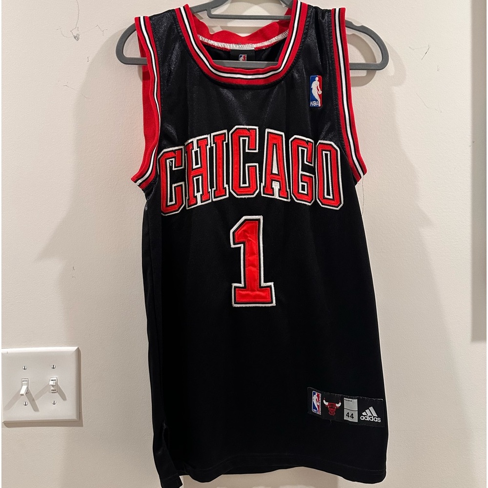 VINTAGE CHICAGO BULLS MENS D-ROSE JERSEY